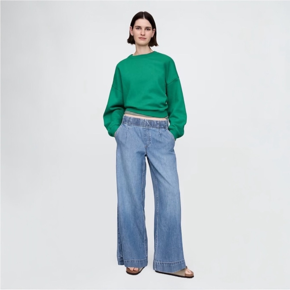 GAP Mid Rise UltraSoft Pleated Easy Baggy Jeans NWT SMALL